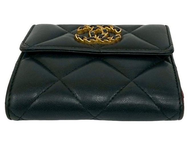 Cartera Chanel 19 de piel de cordero trifold Negro - vista 6