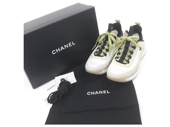 CHANEL COCO Mark Sneaker aus Wildleder Beige - Ansicht 2