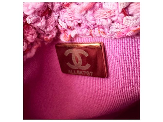 Borsa a tracolla Chanel in tweed rosa - vista 13
