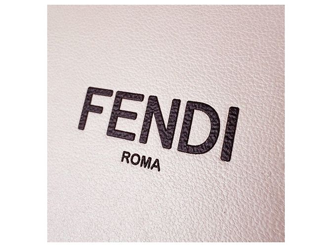 Fendi Schultertasche in Pink Beige - Ansicht 11