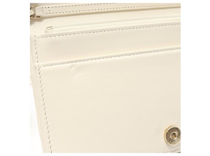 Borsa a tracolla Chanel Matelassé in pelle bianca Bianco - vista 7