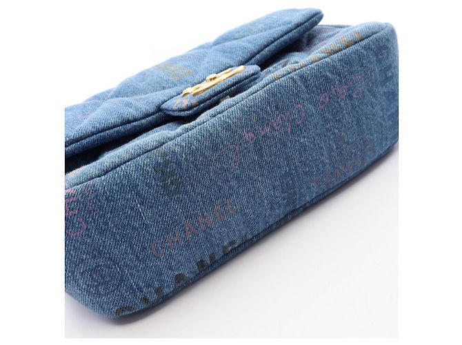 Chanel Matelassé Small Flap Schultertasche aus Denim Blau - Ansicht 8