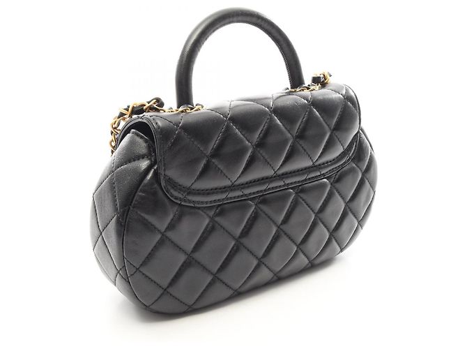 Sac à épaule Chanel en cuir Matelassé Noir - vue 2
