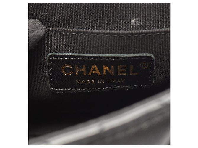 Sac à épaule Chanel en cuir Matelassé Noir - vue 4