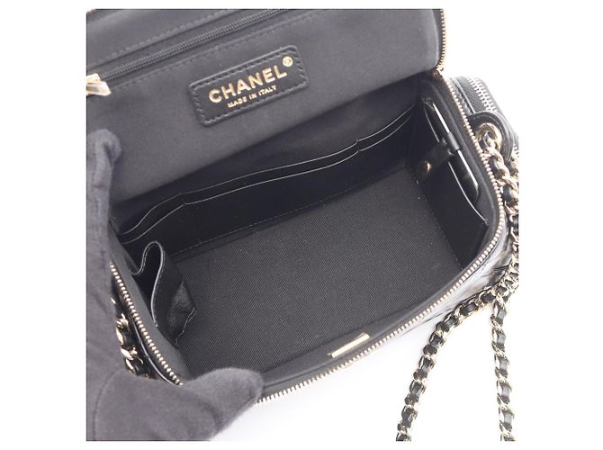 Chanel Matelassé Vanity Schultertasche Schwarz - Ansicht 3