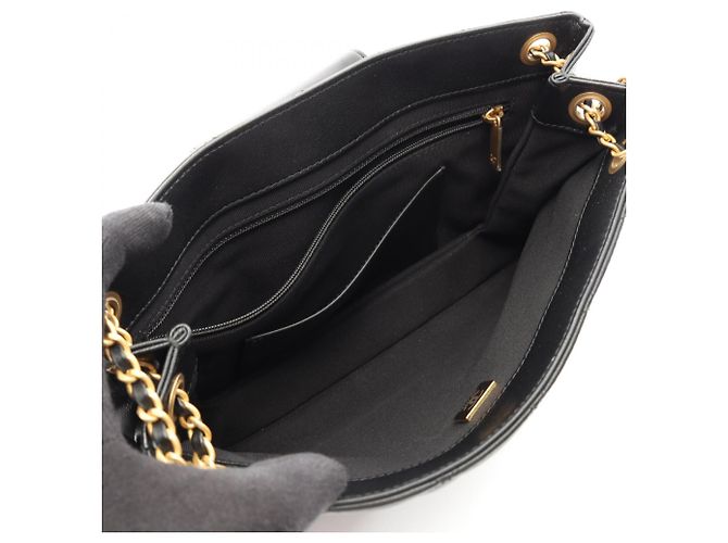 Chanel Matelassé Schultertasche mit Klappe Schwarz - Ansicht 3