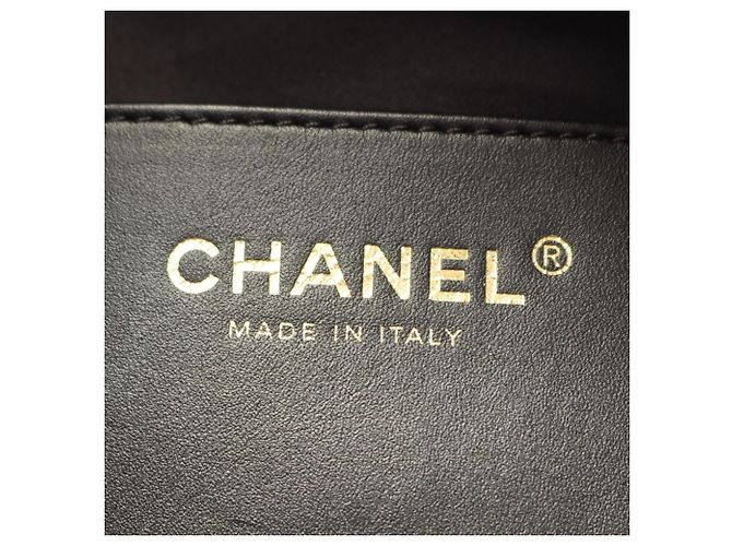 Sac Hobo Chanel Matelassé Noir - vue 4
