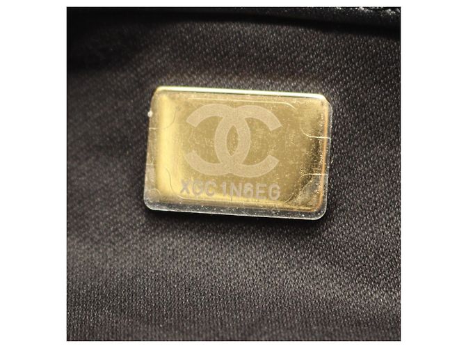 Sac Hobo Chanel Matelassé Noir - vue 5