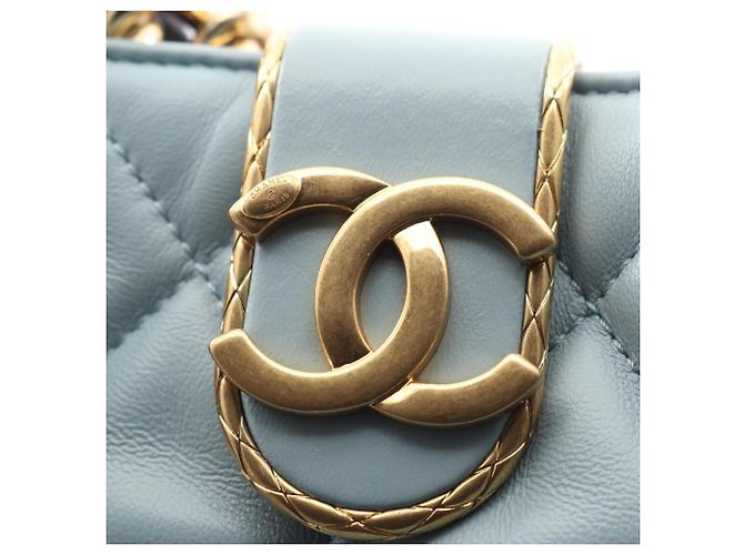 Borsa a tracolla Chanel Matelassé in pelle di agnello Blu - vista 6