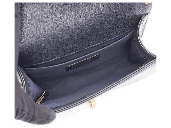 Bolso de hombro Chanel Boy Small Negro - vista 3