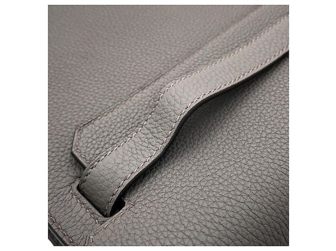 Hermès Borsa Hermes Kelly Depeches 36 in pelle Togo Etain Grigio - vista 10