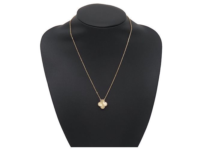 Colar Pendente Alhambra Van Cleef & Arpels Dourado - vista 3