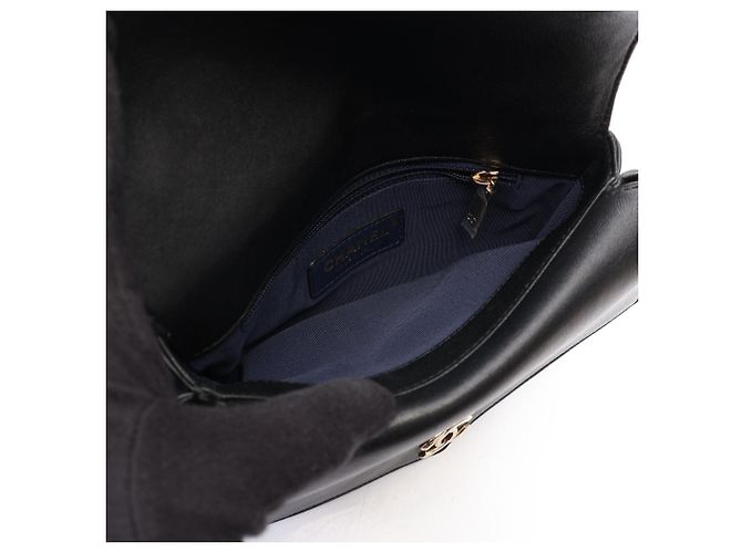 Borsa a spalla Chanel Chevron V-Stitch Nero Blu navy - vista 3