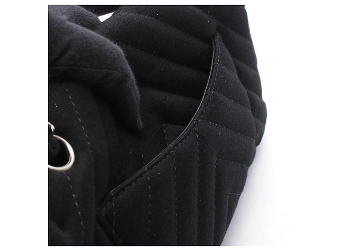 Borsa a tracolla Chanel Chevron V-Stitch Nero - vista 6