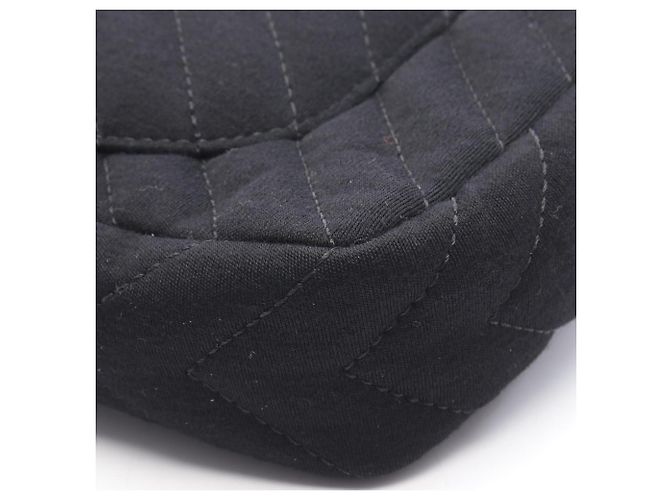 Borsa a tracolla Chanel Chevron V-Stitch Nero - vista 7