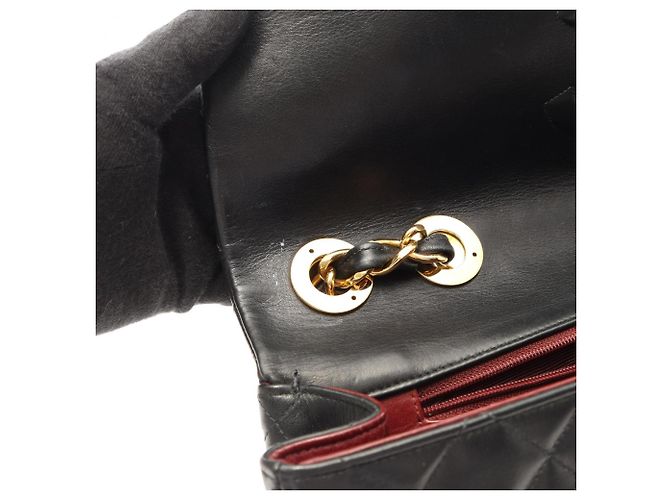Borsa a tracolla Chanel Large Matelassé 34 Nero - vista 10