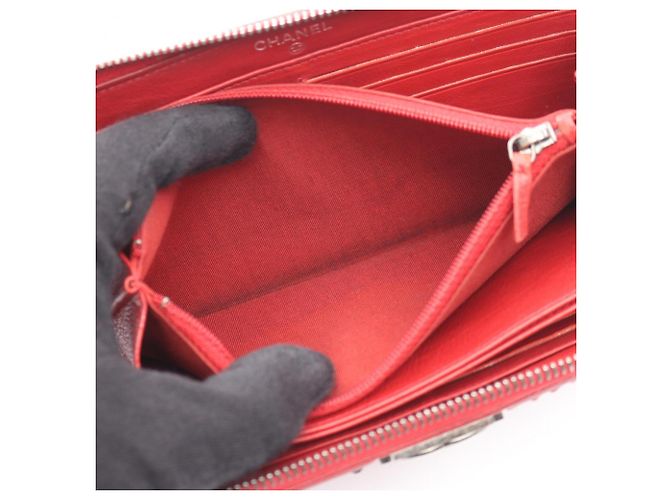 Portafoglio lungo rotondo Chanel Boy con hardware argento antico Rosso - vista 6