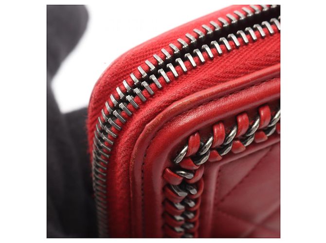 Portafoglio lungo rotondo Chanel Boy con hardware argento antico Rosso - vista 8