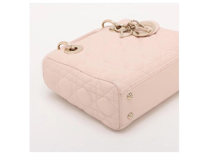 Christian Dior Lady Dior Iridescent Cannage Quilt Lambskin Medium Rosa - vista 4