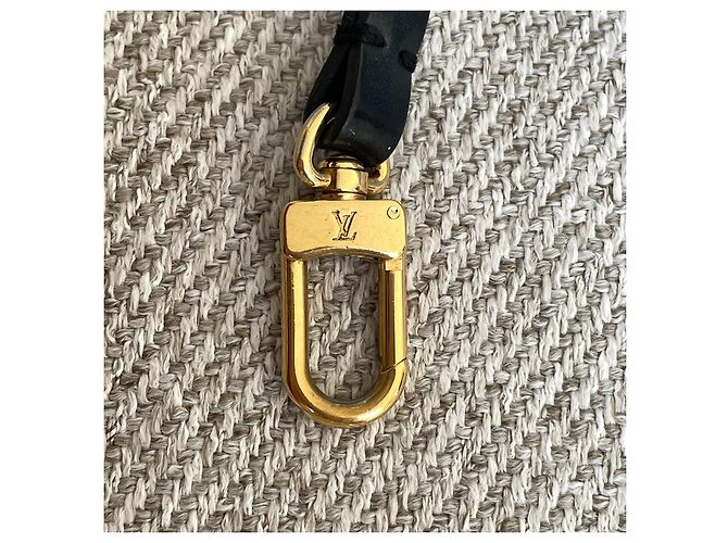 Louis Vuitton Pochette Accessoires en cuero Epi Negro - vista 14