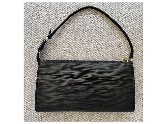 Louis Vuitton Pochette Accessoires en cuero Epi Negro - vista 4