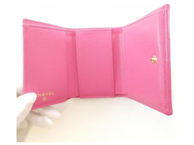 Cartera tri-fold Chanel AP0116 de piel de becerro granulada rosa - vista 6