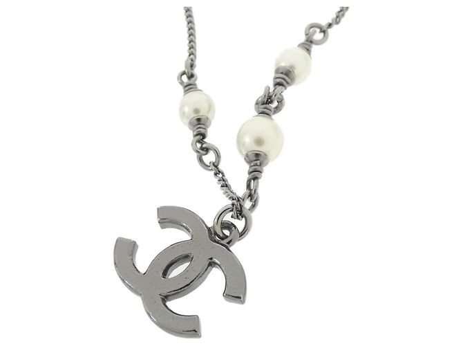Chanel Armband mit silbernen Anhängern Weiß - Ansicht 2