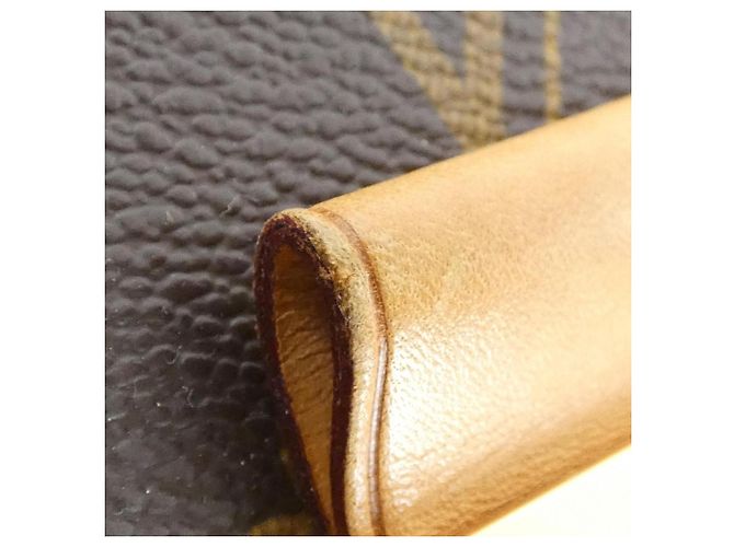Bolsa Louis Vuitton Monogram Eden MM Marrom Camelo - vista 6