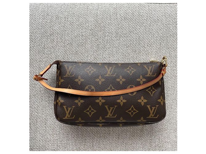 Louis Vuitton Monogram Pochette Accessoires Handtasche Braun Monogramm - Ansicht 11