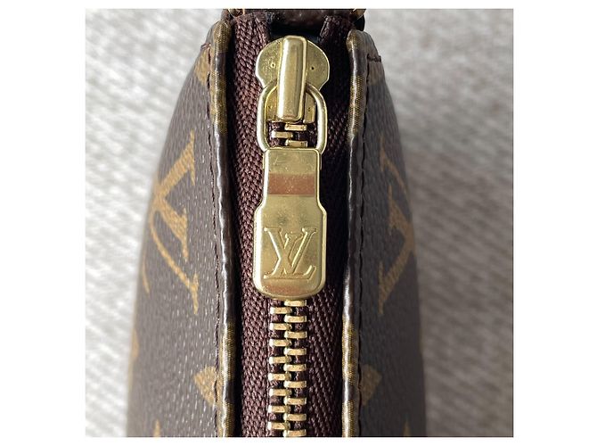Louis Vuitton Monogram Pochette Accessoires Handtasche Braun Monogramm - Ansicht 12