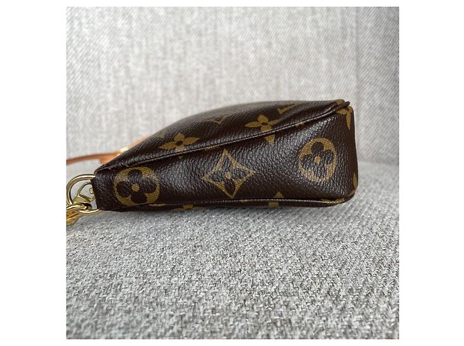 Louis Vuitton Monogram Pochette Accessoires Handtasche Braun Monogramm - Ansicht 4