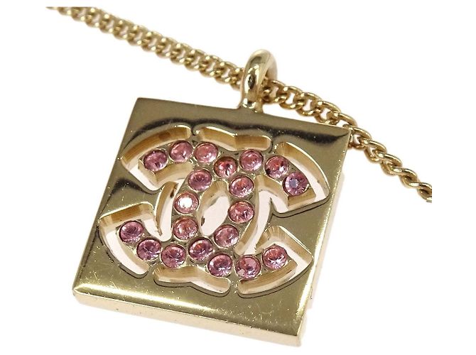 Pendente quadrato Chanel CC in metallo con cristalli D'oro - vista 4