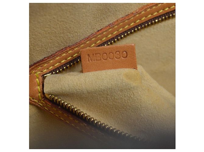 Louis Vuitton Babylone Monogram Canvas Castaño - vista 5
