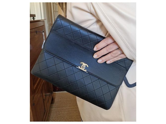 Chanel Clutch XL Piel Acolchada Negra Negro - vista 10