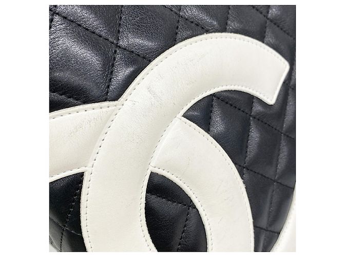 Bolso Tote Chanel Cambon de Piel de Cordero Negro - vista 11