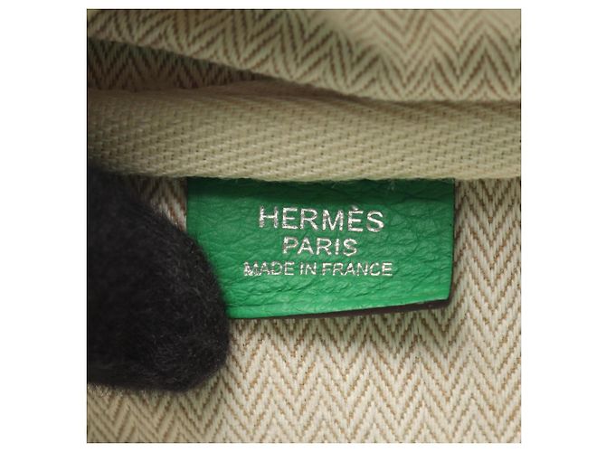 Hermès Bolso Hermes Victoria II 35 Bamboo Verde - vista 4