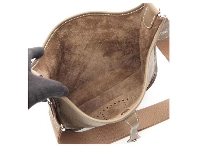 Hermès Borsa a tracolla Hermes Evelyne 3 Trois PM Marrone Taupe - vista 3