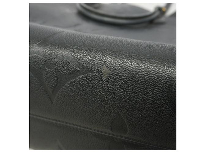 Bolso Tote Louis Vuitton Monogram Empreinte OnTheGo GM Negro - vista 11