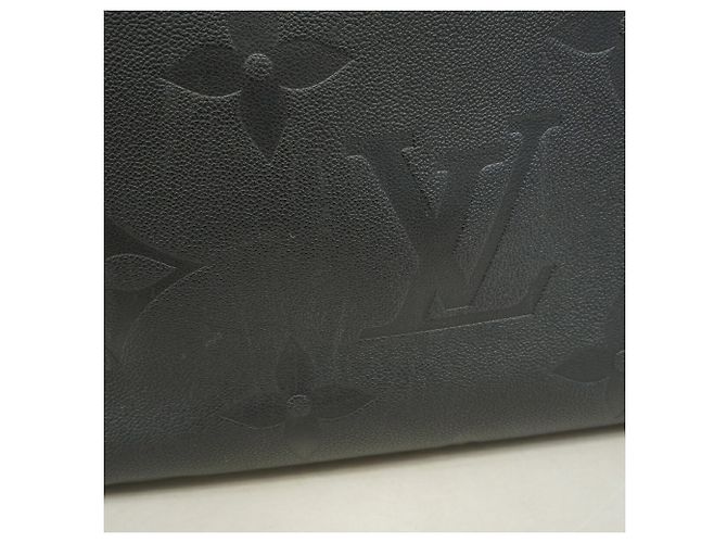 Bolso Tote Louis Vuitton Monogram Empreinte OnTheGo GM Negro - vista 12