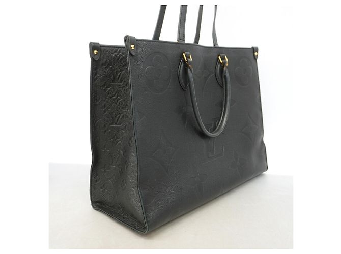 Bolso Tote Louis Vuitton Monogram Empreinte OnTheGo GM Negro - vista 2