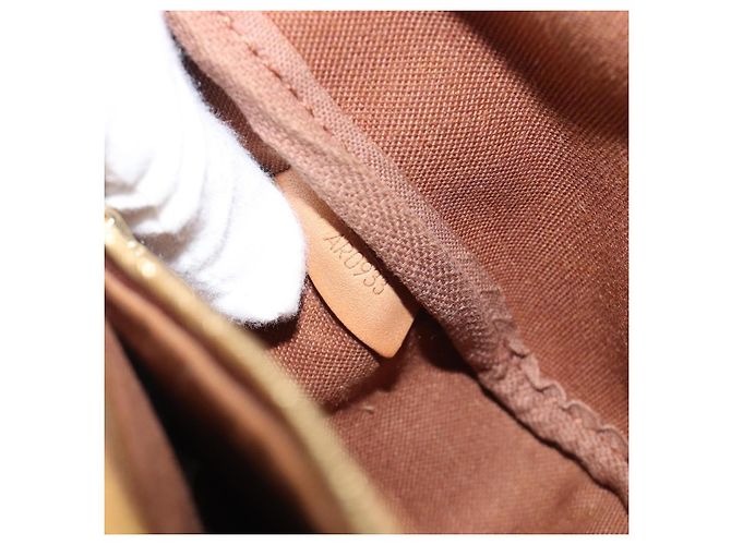 Louis Vuitton Sac Gibeciere Messenger Monogram Canvas PM Marrom - vista 6