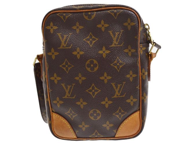 Louis Vuitton Amazone Monogram Canvas MM Brown - view 2