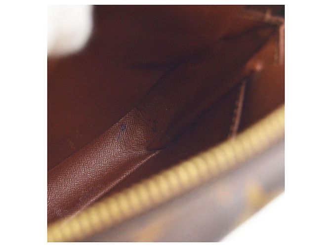 Louis Vuitton Amazone Monogram Canvas MM Brown - view 3