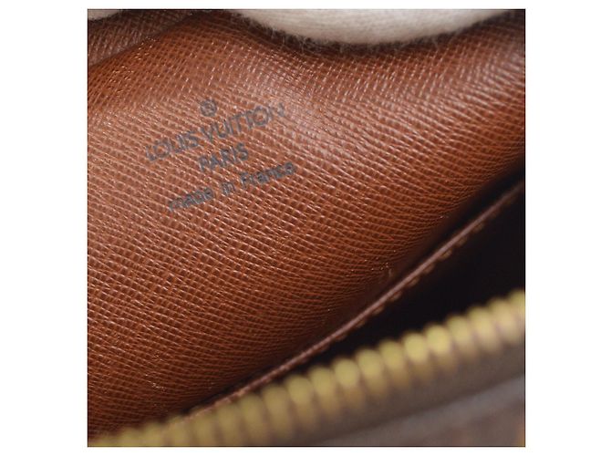 Louis Vuitton Amazone Monogram Canvas MM Brown - view 4