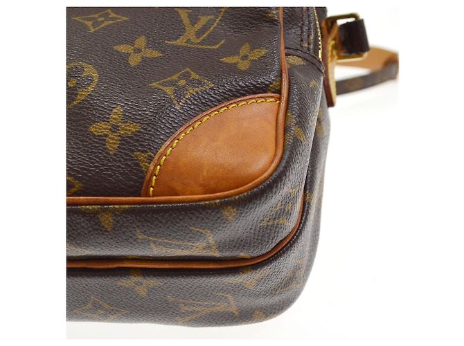 Louis Vuitton Amazone Monogram Canvas MM Brown - view 6
