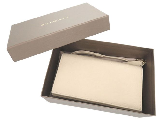 Bulgari Borsa a tracolla con catena Bvlgari Infinitum in pelle Ivory Crudo - vista 2