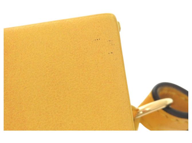 Borsa a tracolla Fendi in pelle gialla Giallo - vista 8