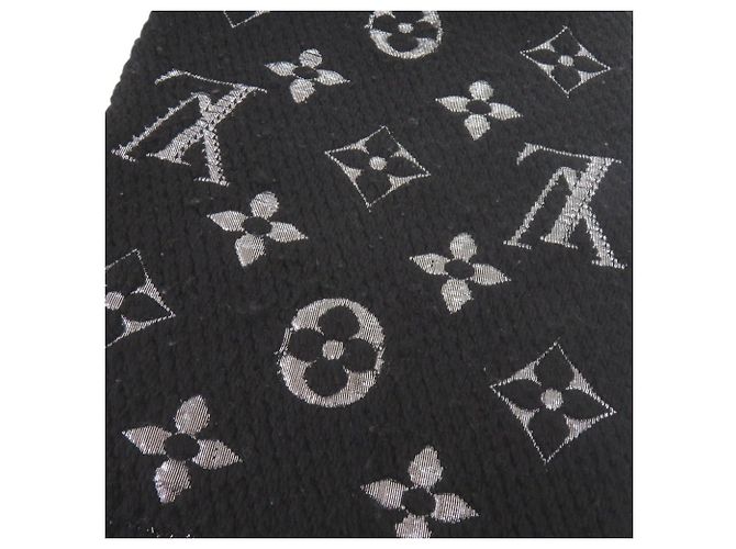 Louis Vuitton Echarpe Logomania Shine Scarf Negro - vista 9