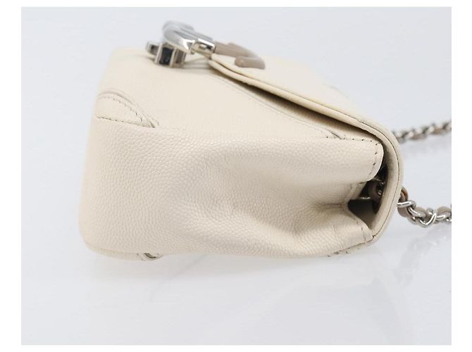 Chanel Macro Flap Chevron Caviar Small Bianco - vista 3