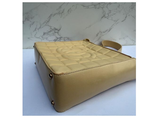 Timeless Borsa a tracolla Chanel Chocolate Bar Beige in pelle d'agnello - vista 8